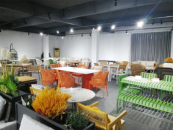 提携家具工場ショールーム